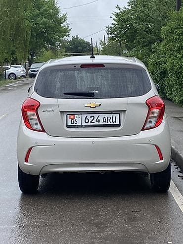 Транспорт: Chevrolet Spark: 2019 г., 1 л, Автомат, Бензин, Хэтчбэк — 2