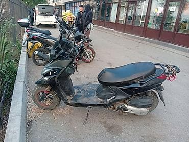 мопед 150 куб: Тип скутера 150 куб. см, Бензин, Б/у — 1