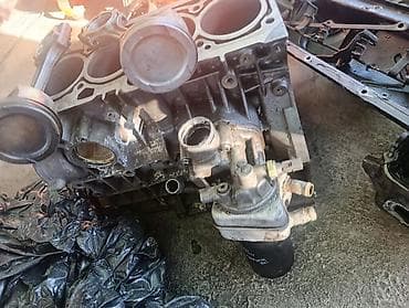 инвертор 12: Двигатель в разбор на запчасти Наличие (см. фото): - Блок цилиндров с — 3