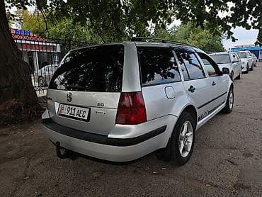 Volkswagen Golf Variant: 2001 г., 2 л, Автомат, Бензин, Универсал at lalafo.kg Volkswagen Golf Variant: 2001 г., 2 л, Автомат, Бензин, Универсал