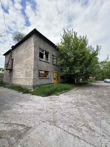 а фрейм домик: Продаю двух этажное здание. 750кв/м участок 14,5 соток. Здание — 2