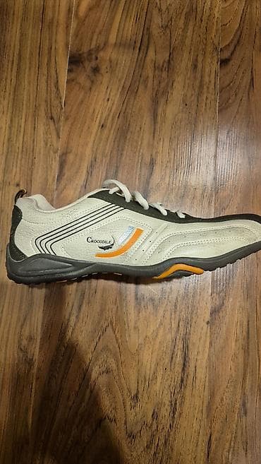 змеиная питон крокодил: Мужские кроссовки, 40, Новый, цвет - Бежевый — 2