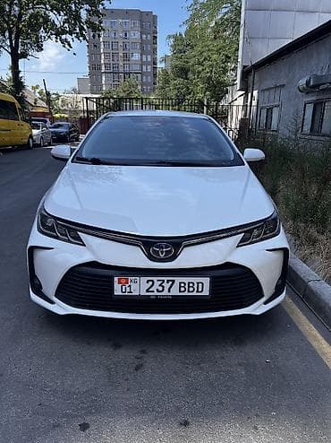 Транспорт: Toyota Corolla: 2020 г., 1.8 л, Вариатор, Гибрид, Седан — 2