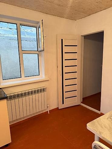 ищу квартиру в кок жаре: Жер тамда 1 болмолуу квартира берилет,40 кв/метр,ичинде бут условия — 9