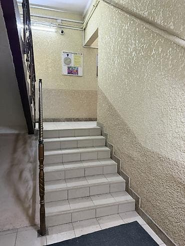 восток 5 3 комнат: 3 комнаты, 80 м², 106 серия, 1 этаж — 2
