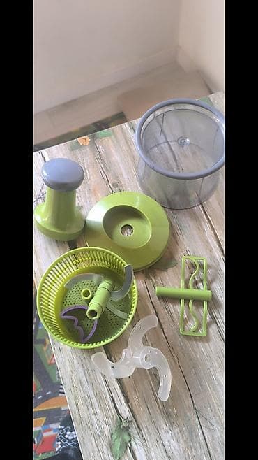 ryzen 5 3500u: Ручной кухонный измельчитель/овощерезка с чашей. Комплектация: - — 1