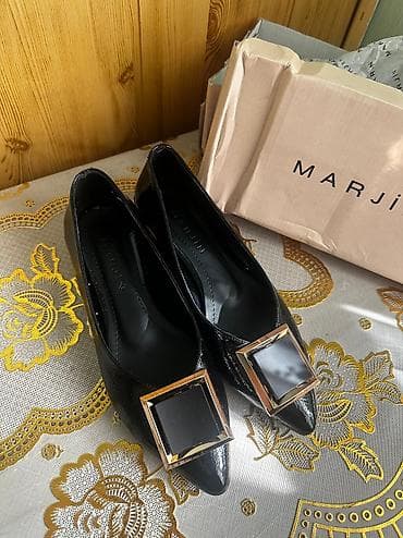 Женская обувь: Балетки от Бренда Marjin 
Носила пару раз . Балетки как новые — 1