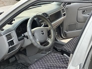 mazda d: Mazda Demio: 2002 г., 1.5 л, Автомат, Бензин, Купе — 4