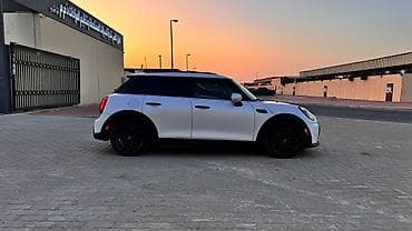 sg 5: Mini Cooper: 2024 г., 1.5 л, Автомат, Бензин, Хэтчбэк — 2