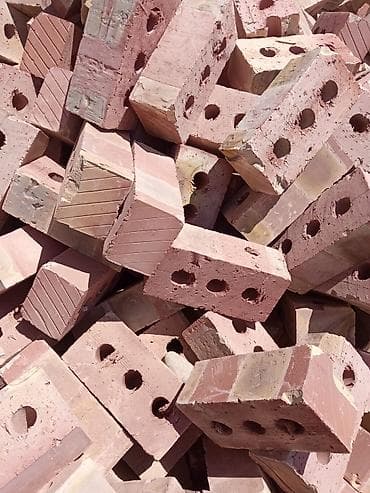 район кирпичный: Пустотелый, дырчатый, Жженый кирпич, Полублок, 250×120×88 — 2