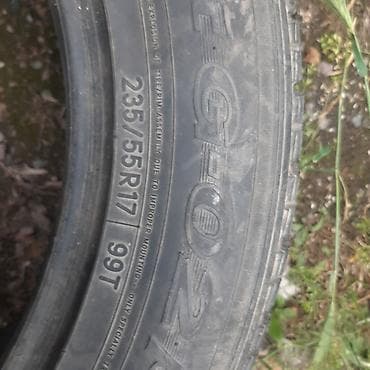 Шины и диски: Пара зимних шин 235/55 R17 99T - Размер: 235/55 R17 - Индекс — 3