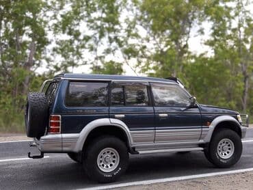 Mitsubishi Pajero w44 задняя правая дверь, Митсубиси Паджеро w44