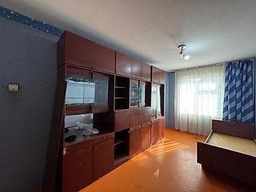 1 bedroom: 3 комнаты, 58 м², 104 серия, 4 этаж, Старый ремонт — 4