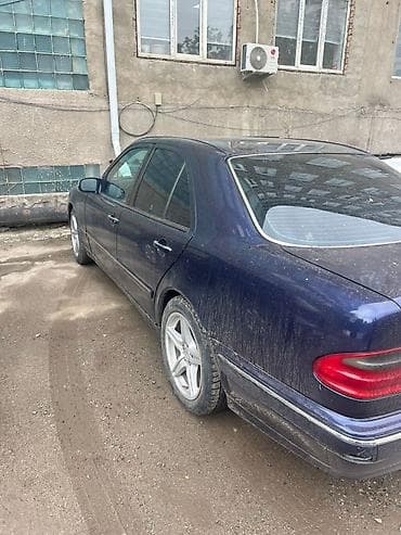 одиссей шаттл: Mercedes-Benz E-Class: 2000 г., Седан — 4