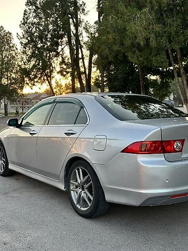 авто прод: Honda Accord: 2006 г., 2 л, Автомат, Седан — 10