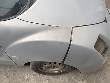 byd e2 2022: Toyota WiLL Cypha: 2002 г., 1.3 л, Автомат, Бензин, Хэтчбэк — 3