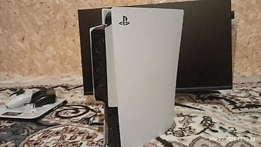 Игровая консоль Sony PlayStation 5 (версия с приводом Blu‑ray) PS5