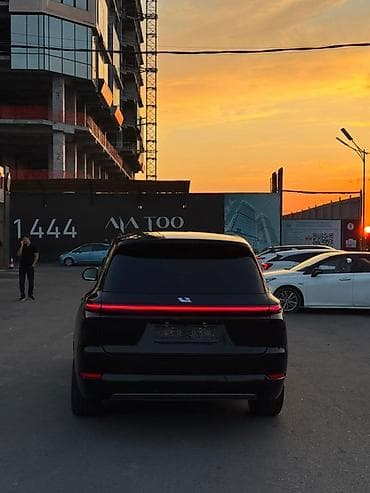 Продажа авто: Lixiang L9: 2023 г., 1.5 л, Гибрид, Кроссовер — 6