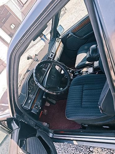 менс 124: Mercedes-Benz W124: 1993 г., 2 л, Ручные, Бензин, Седан — 3