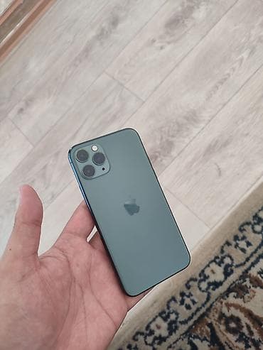 IPhone 11 Pro, цвет Midnight Green. Компактный корпус из матового
