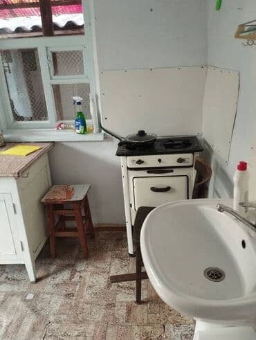 акуновские дома бишкек: 26 кв. м, 2 бөлмө, Жылуу пол, Брондолгон эшиктер, Забор, тосулган — 8