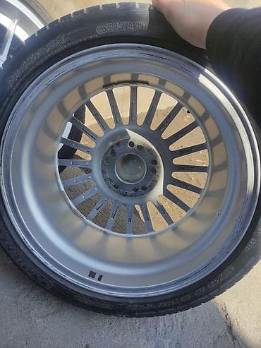 Дөңгөлөктөр монтажда 40 / R 18, Колдонулган, тешиктери - 5 — 6