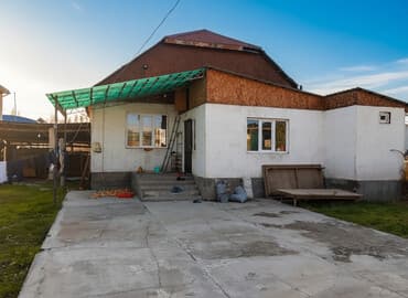 продаю дом в селе: Дом, 100 м², 5 комнат, Собственник — 1