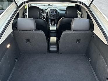 Продажа авто: Chevrolet Volt: 2013 г., 1.4 л, Автомат, Гибрид, Хэтчбэк — 10
