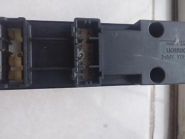 e53 клапана: Переднее правое Honda, Оригинал — 2