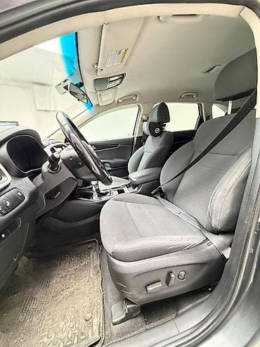 mazda cronos: Kia Sorento: 2019 г., 2.4 л, Автомат, Бензин, Кроссовер — 5