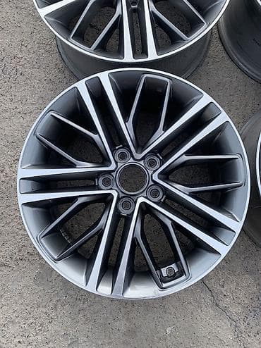 диски грандеур: Литые Диски R 17 Hyundai, Комплект, отверстий - 5, Б/у — 5
