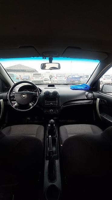 hyundai solaris 2013: Chevrolet Aveo: 2009 г., 1.2 л, Ручные, Бензин, Седан — 4