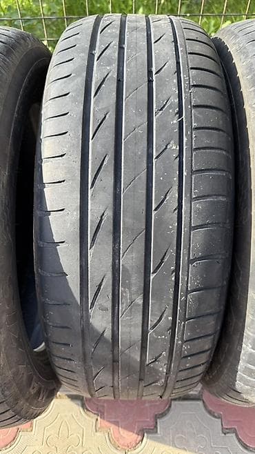 55: Комплект летних шин 19" - Размер: 235/55 ZR19 - Индекс — 7