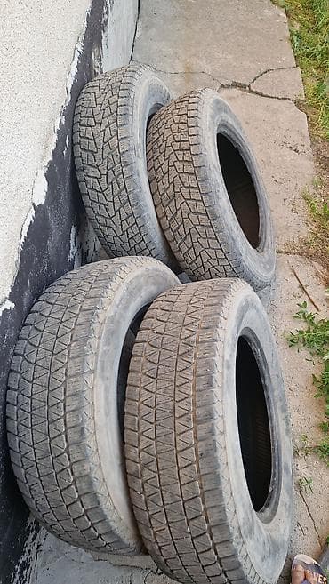 Шины R 16, Зима, Б/у, Комплект, Внедорожные (АТ/МТ), Bridgestone