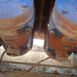 стол трансформер 2 в 1: Пескоблок чыгарган полуавтомат станок сатылат. Станок жаны, комплекте — 9