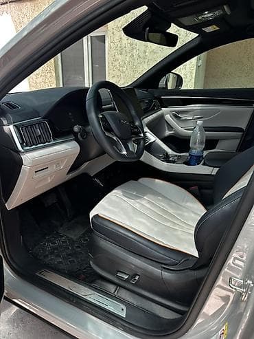 галант 8: BYD Song Plus: 2023 г., Электромобиль, Кроссовер — 9