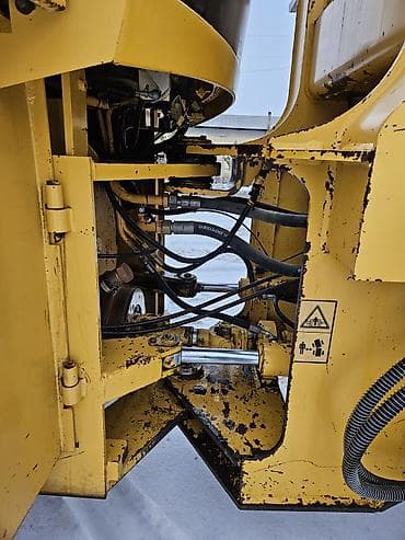 с 500: Погрузчик, XCMG, 2012 г., Колесный, Фронтальный — 10