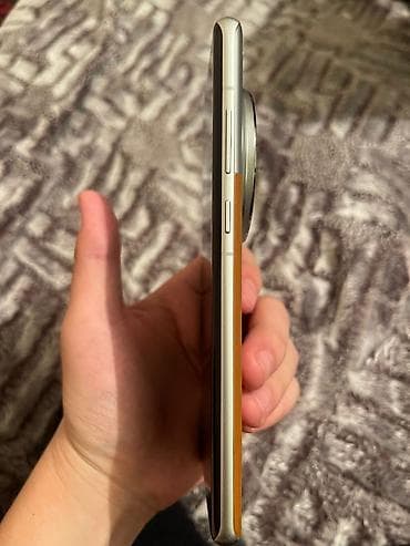 vivo 200x pro: Oppo 1, Б/у, 256 ГБ, цвет - Коричневый, 2 SIM — 6