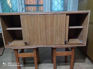 кухонный шкаф настенный: Настенный шкаф с раздвижными дверцами. И две книжные полкикаждая по — 2