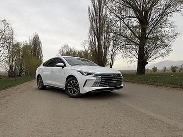 требуется вложения: BYD Qin: 2025 г., 1.5 л, Автомат, Гибрид, Седан — 4