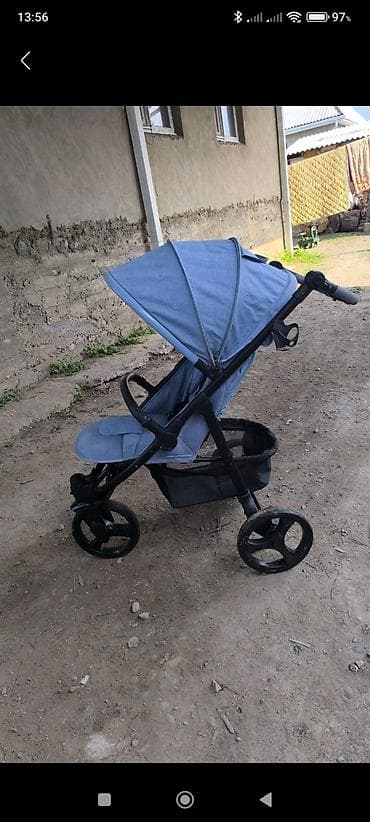кийим сатам: Продаются трехколёсная прогулочная коляска, лёгкая очень удобная для — 1