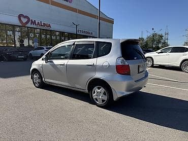 тико 2: Honda Fit: 2002 г., 1.5 л, Вариатор, Бензин, Хетчбек — 5