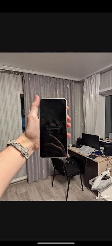 идиш айак: Realme GT 6, 256 ГБ, цвет - Белый, 2 SIM — 2