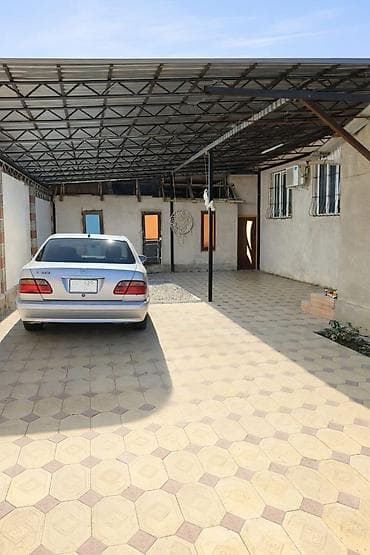 помещение под швейной цех: Просторный частный дом. Свежий ремонт. Площадь 130 кв.м Стены жженый — 3