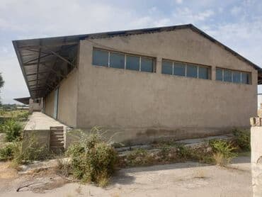 земельный участок производственного назначения: Срочно !!! продаю складские помещения площадью 10 000 м2 . Участок — 7