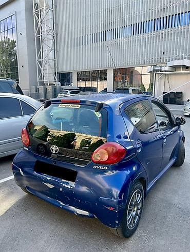 Toyota Aygo: 2008 г., 1 л, Механика, Бензин, Хэтчбэк — 4