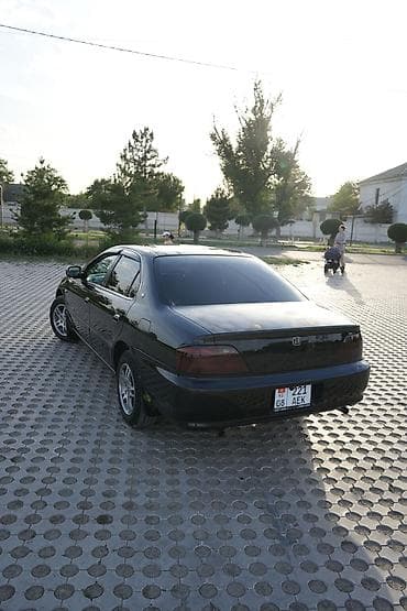 bmv e32: Honda Saber: 2000 г., 2.5 л, Автомат, Бензин, Седан — 4
