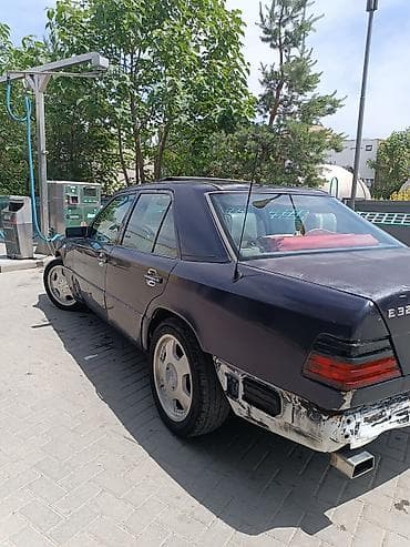 бмв м3 е30: Mercedes-Benz W124: 1992 г., 3.2 л, Автомат, Бензин, Седан — 1