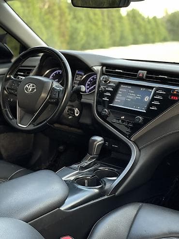 Toyota Camry: 2019 г., 2.5 л, Автомат, Бензин, Седан — 8