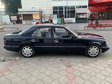 Mercedes-Benz W124: 1994 г., Седан